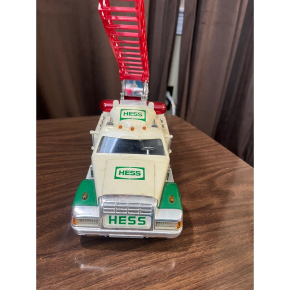 Hess Toy Truck 1994 Rescue Truck White Green - Picture 5 of 7